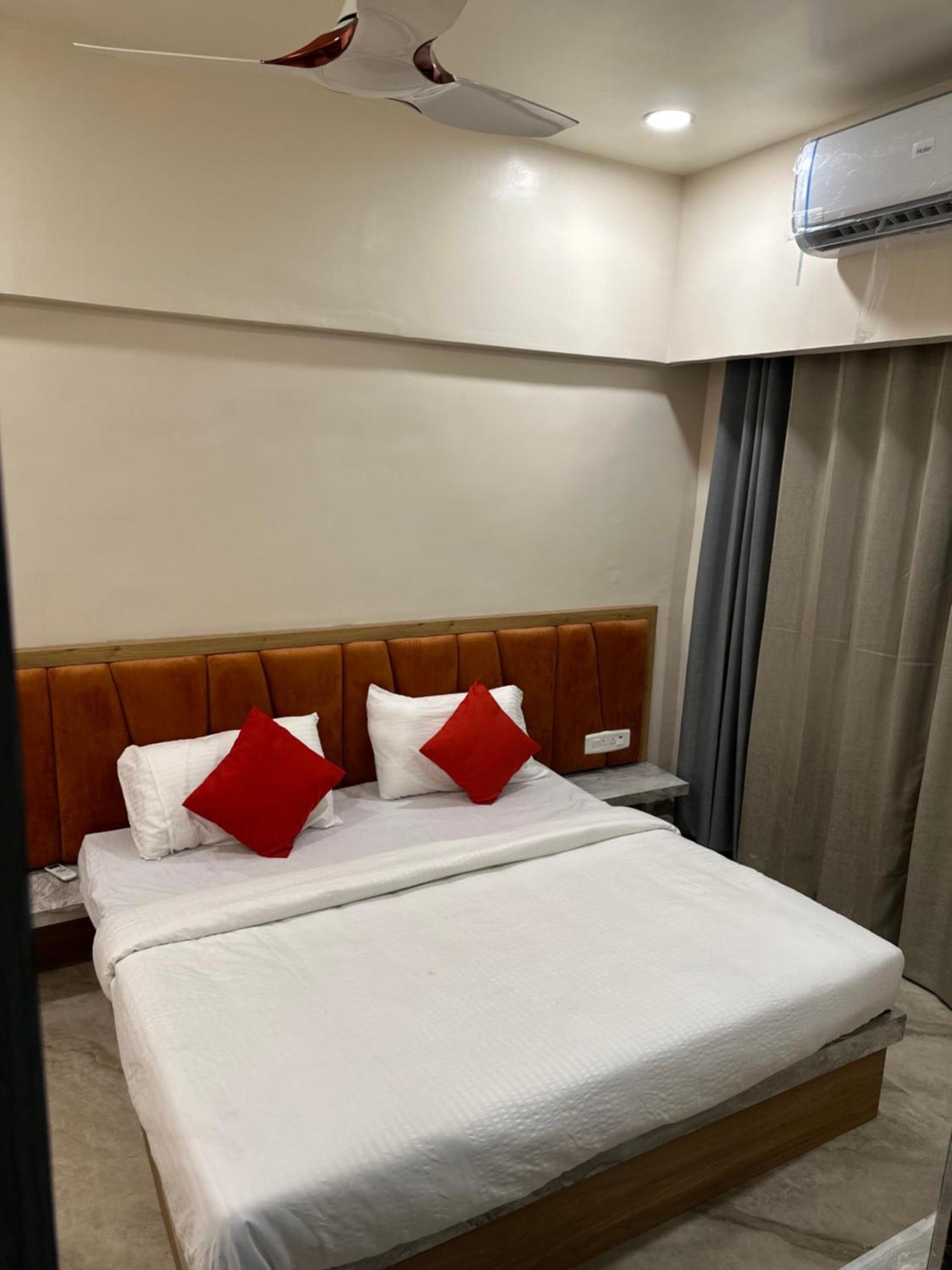 Hotel Soho House By Jayshrea à Chandrapur Extérieur photo